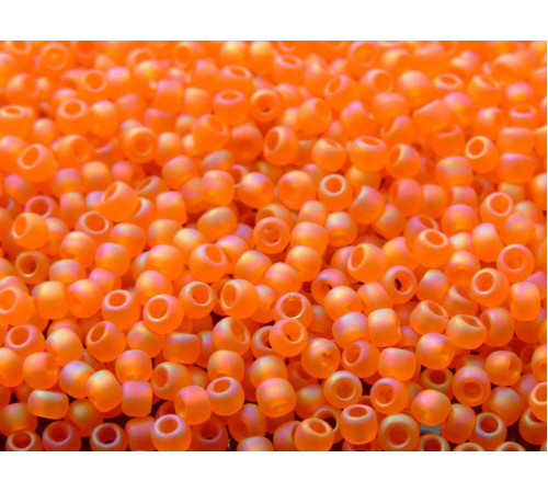 Бисер TOHO Round 11/0 TR-11-174BF - Transparent-Rainbow-Frosted Hyacinth