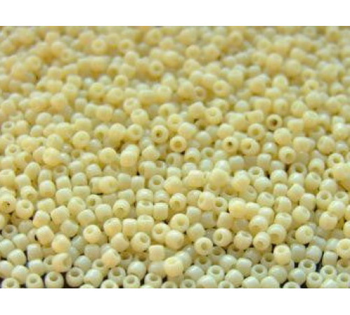 Бисер TOHO Round 11/0 TR-11-51 - Opaque Lt Beige / 5г