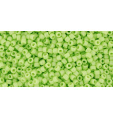 Бисер TOHO Round 15/0 TR-15-44 - Opaque Sour Apple
