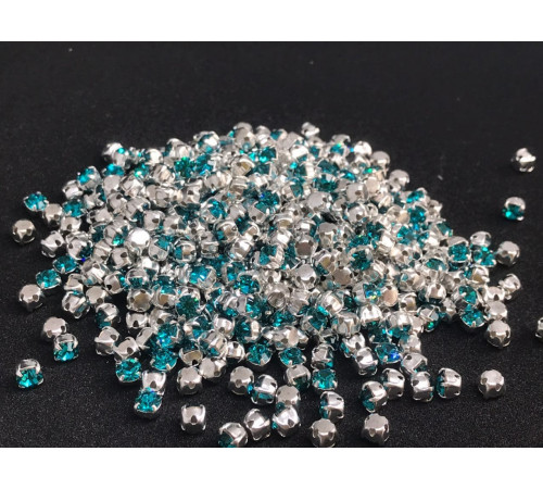 Шатоны Blue Zircon /оправа серебро, ss16 (4 мм), 10 шт 