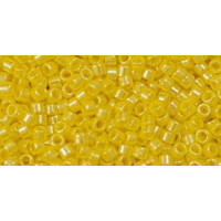Бисер TOHO Treasure 11/0 TT-01-128 - Opaque-Lustered Dandelion