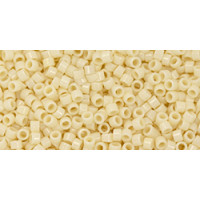 Бисер TOHO Treasure 11/0 TT-01-51 - Opaque Lt Beige